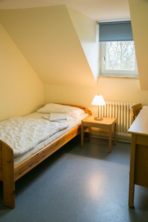 Jugendhaus St. Kilian Hostel Miltenberg Exterior photo